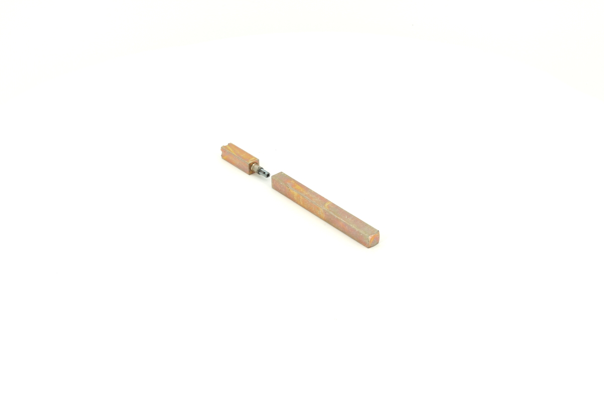 Schüco 239794 Drückerstift 9 x 123 mm, geteilt 92/31 mm, Stückartikel Schüco 239794 Drückerstift 9 x 123 mm, geteilt 92/31 mm, Stückartikel
