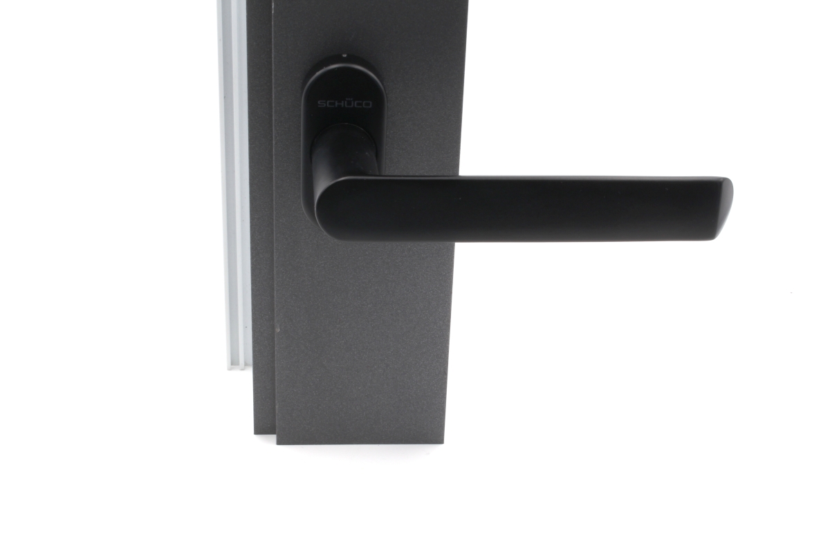 Schüco 240153 Türdrücker Halbgarnitur, RAL 9005 schwarz (Vorgängerartikel 234379) Schüco 240153 Türdrücker Halbgarnitur, RAL 9005 schwarz (Vorgängerartikel 234379)