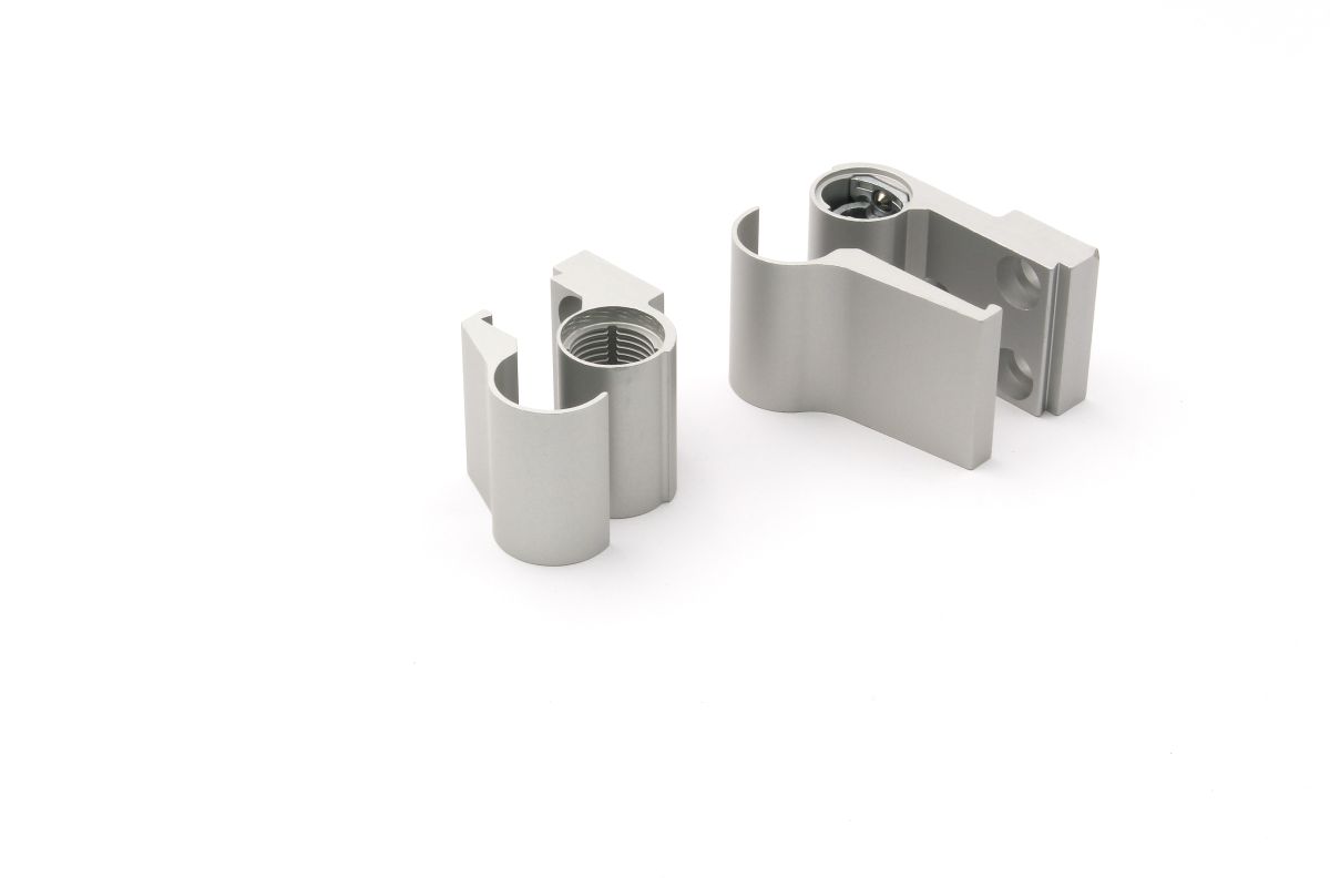 Schueco-Aufsatztuerband-239840-02 Schüco 279530 Aufsatztürband, silber, 22 mm, nach innen oder außen öffnende Tür (Vorgängerartikel 239840)